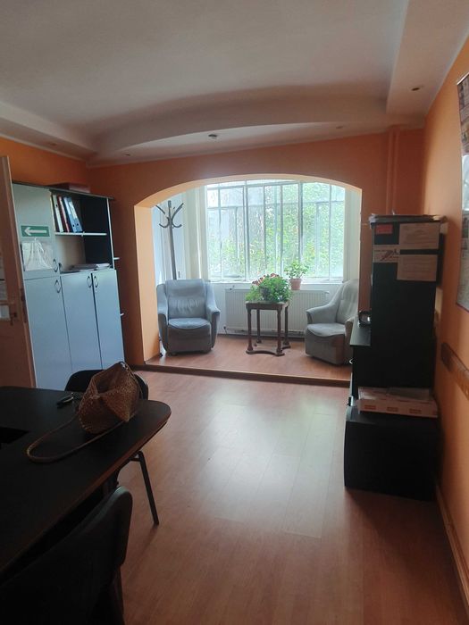 Spațiu comercial de închiriat