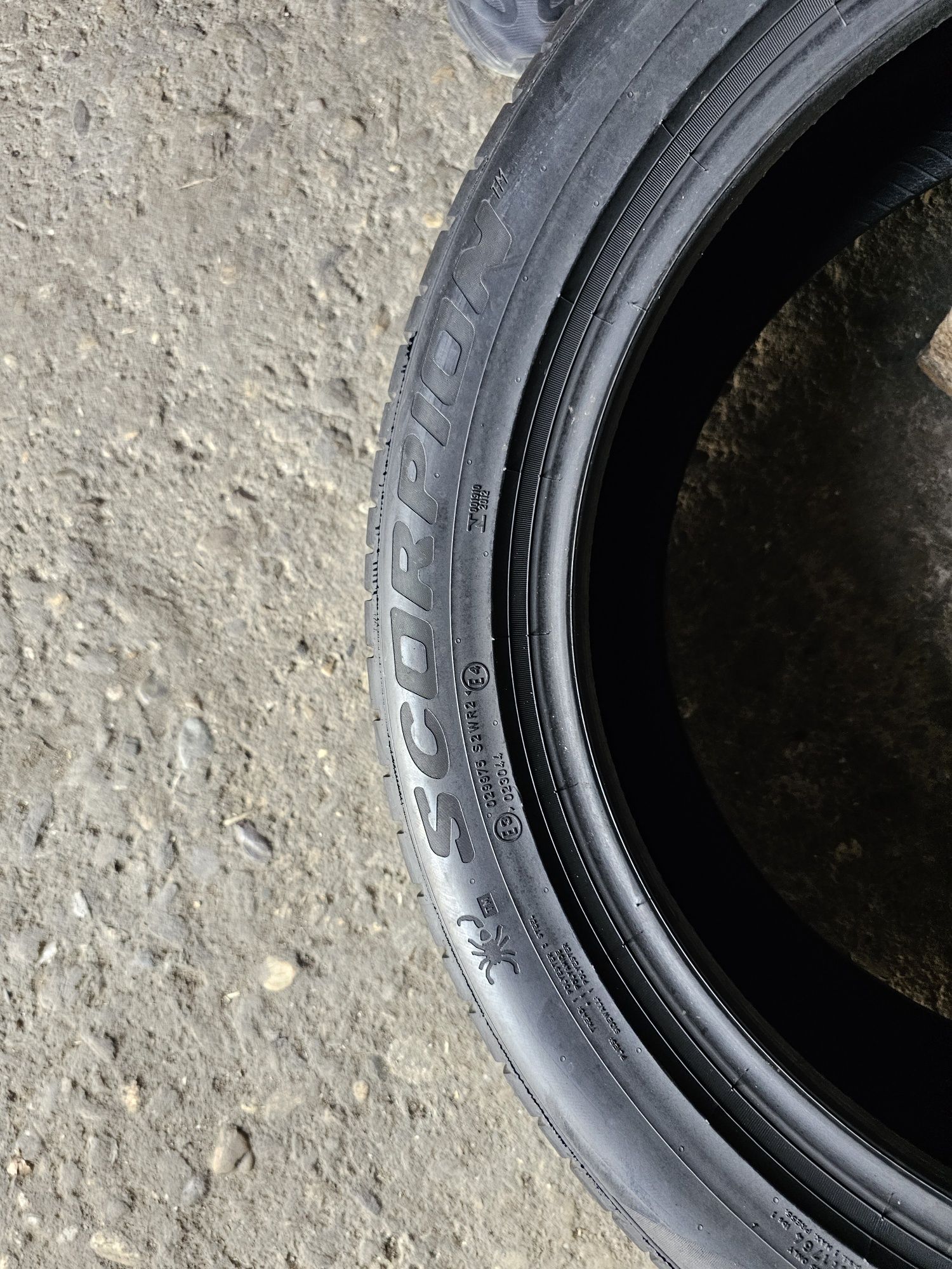 2 anvelope vara 255 45 19 Pirelli 2020