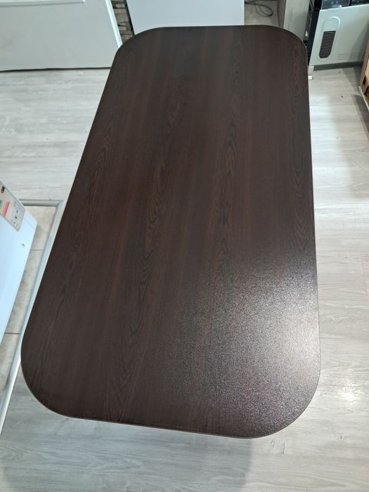 Маса за всекидневна