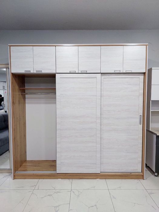 Большой купе шкаф