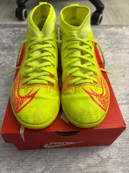 Бутонки найк 36 номер