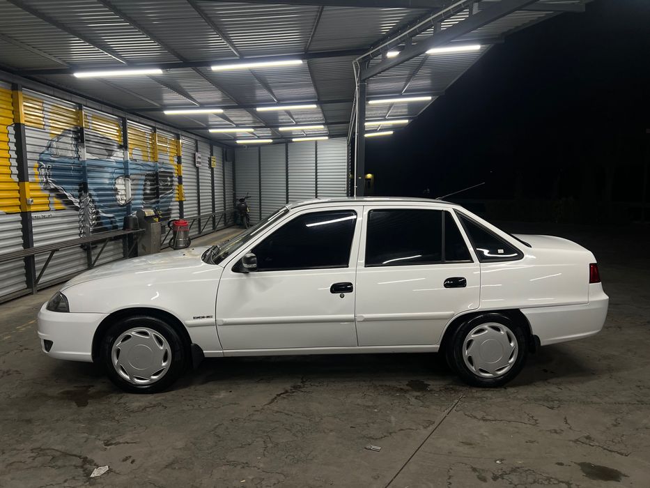 Nexia 2 1.6L люкс кондиционер