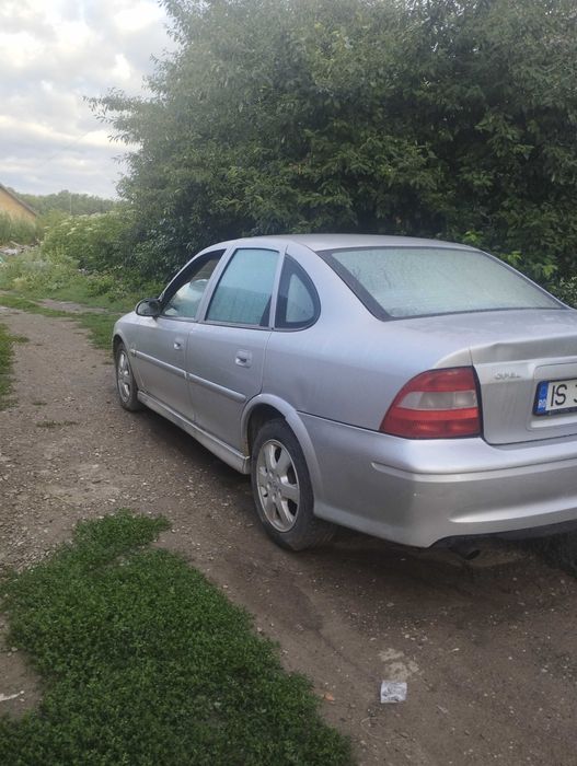 Vand vectra b functional 1.6 benzina