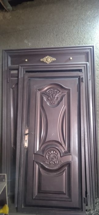 Железный двери 2 штук