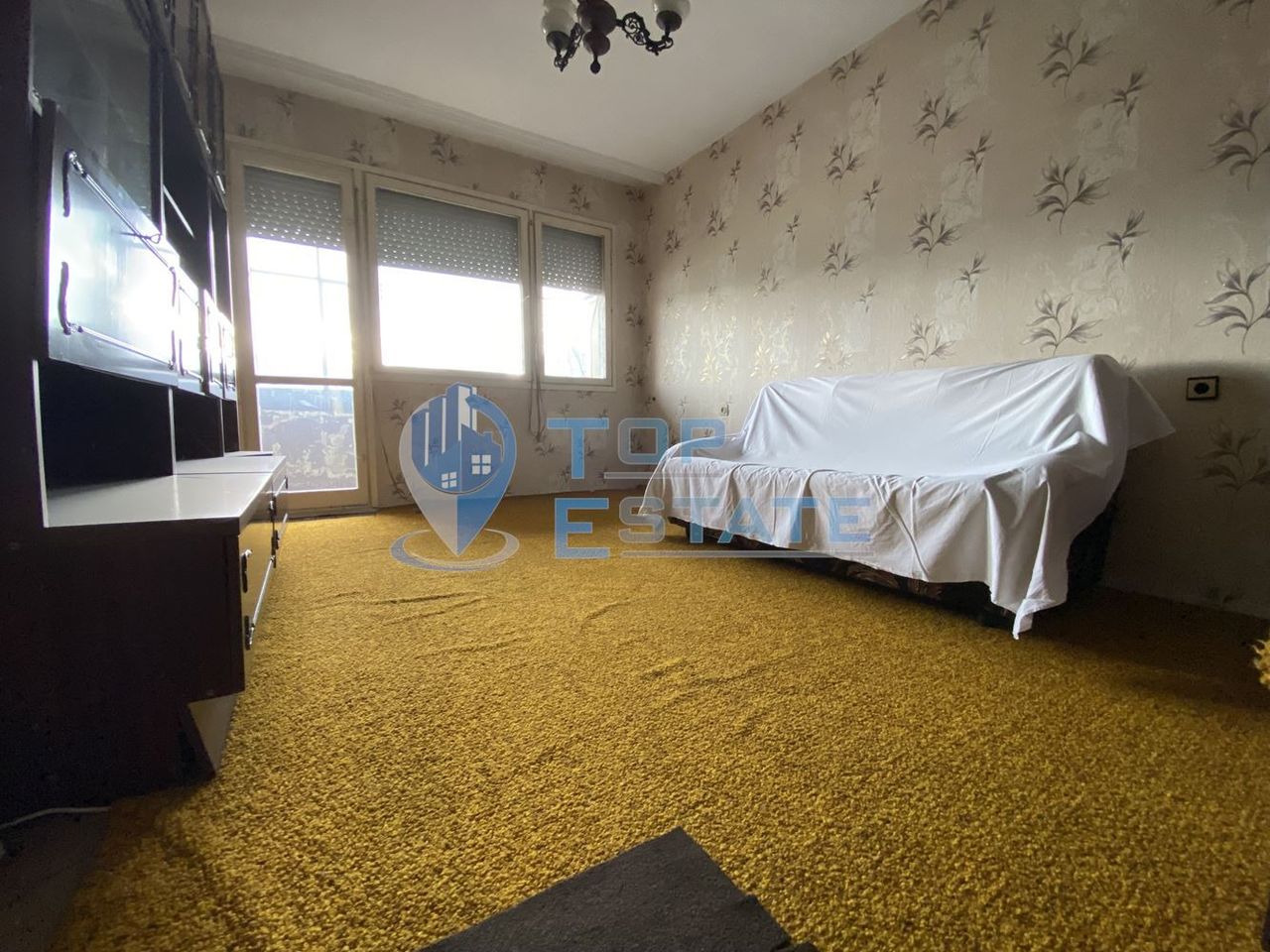 Продава се Двустаен апартамент в Горна Оряховица - 63 кв.м за 688 €/кв.м - Снимка #3