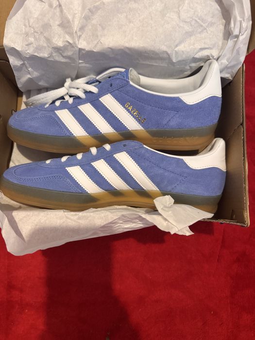 Incaltari adidas noi . Din germania