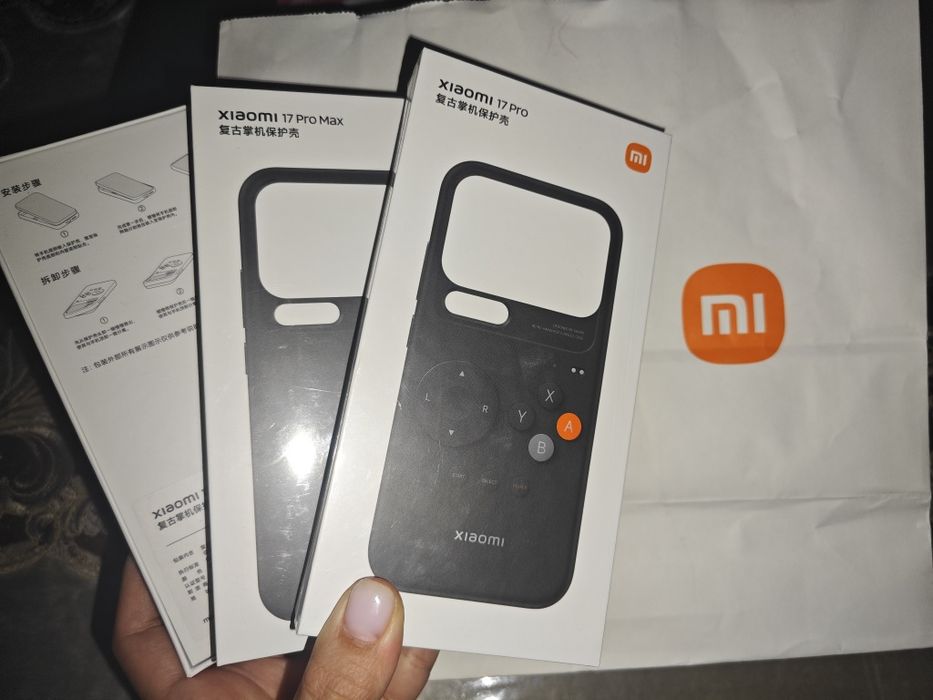 ретро-чехлом-консолью для смартфонов Xiaomi 17 Pro и Xiaomi 17 Pro Maх