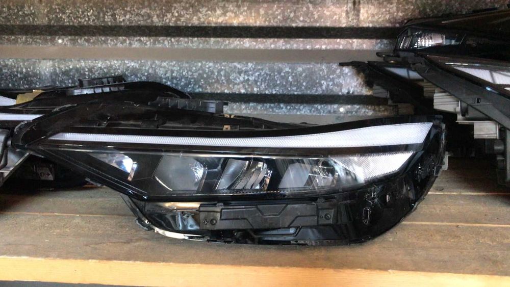 Фара передний Хендай Элантра / Hyundai Elantra 2024