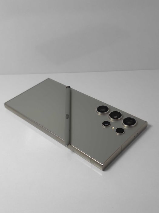 Samsung S24 Ultra 256GB Titanium Gray