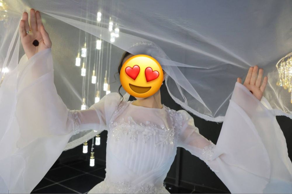 Свадебное платье