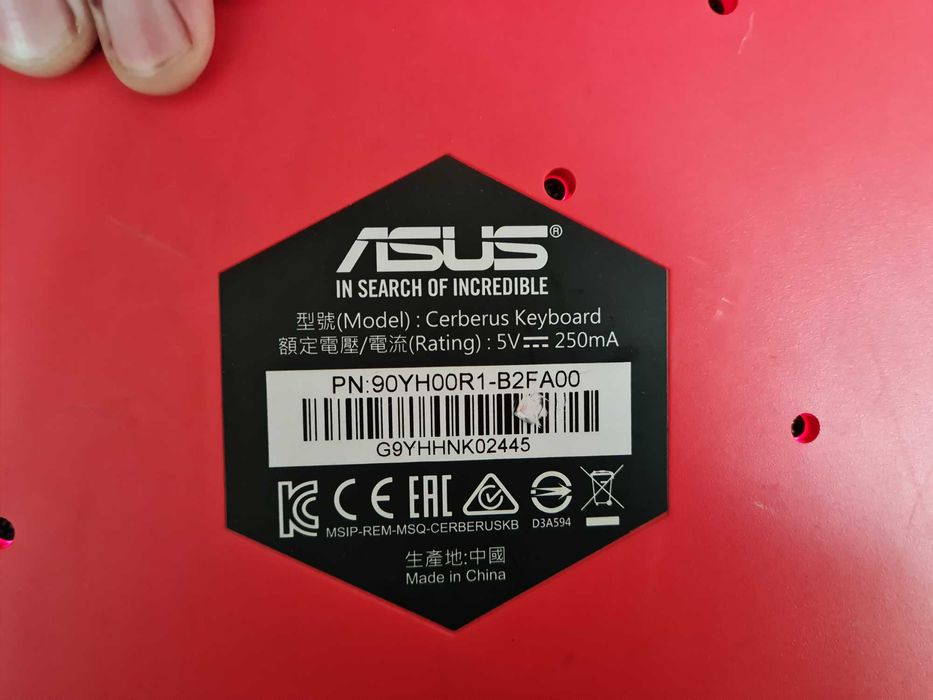 tastatura asus cerberus