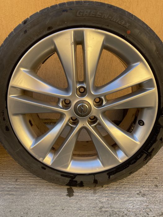 Jante Opel Astra J  235/45/18