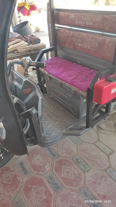 Armada motors motosikl 1.5 yarim tonnalik 1 tonna bemalol tortadi.