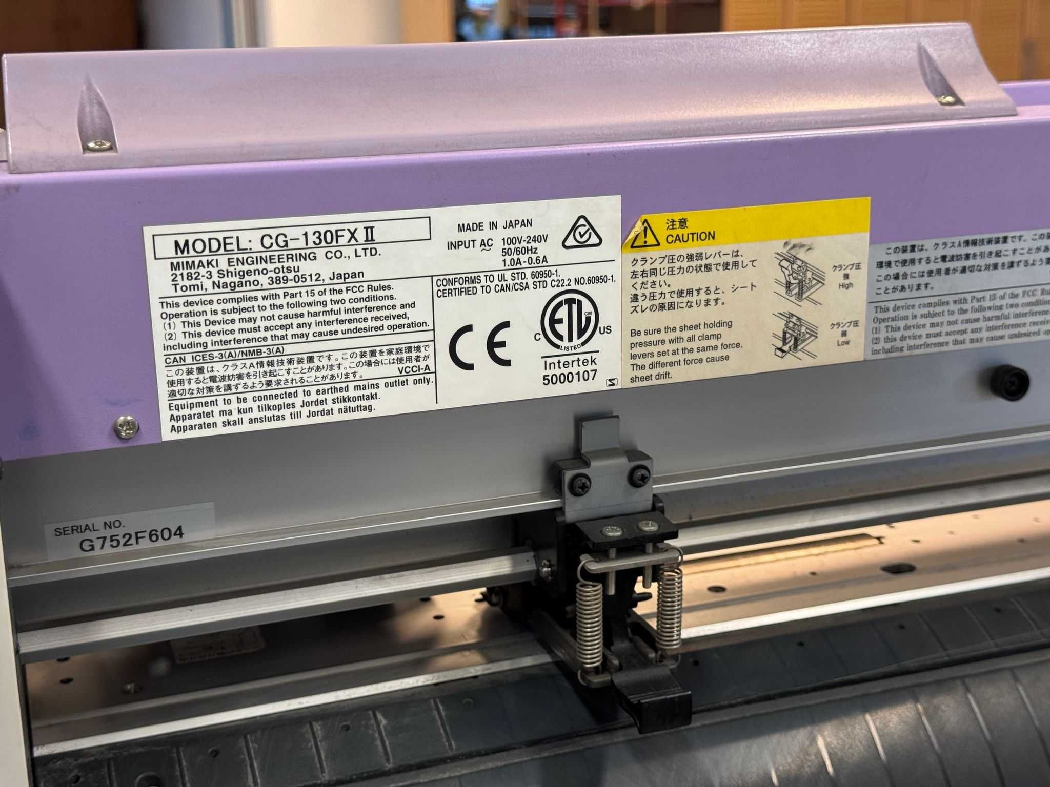 Cutter plotter Mimaki CG-130 FX II (2)
