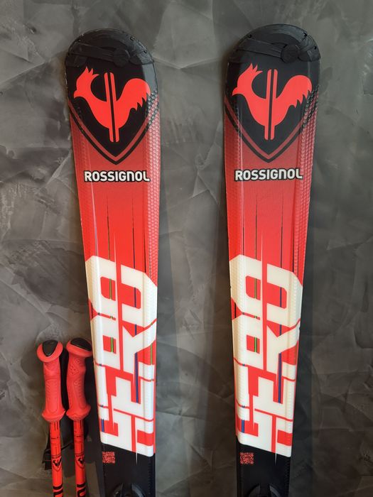 Детски ски, ски обувки и щеки Rossignol HERO