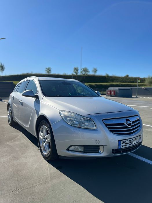 Opel Insignia Sports Tourer 2011