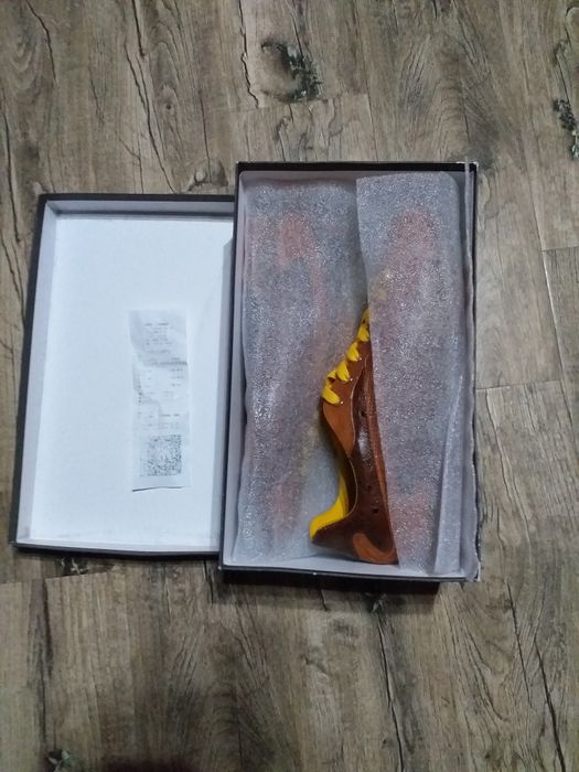 Vând pantofii bărbați originali piele nr 44