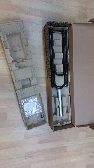Furca Rockshox Reba 27.5", Sid 29",100mm si 120mm