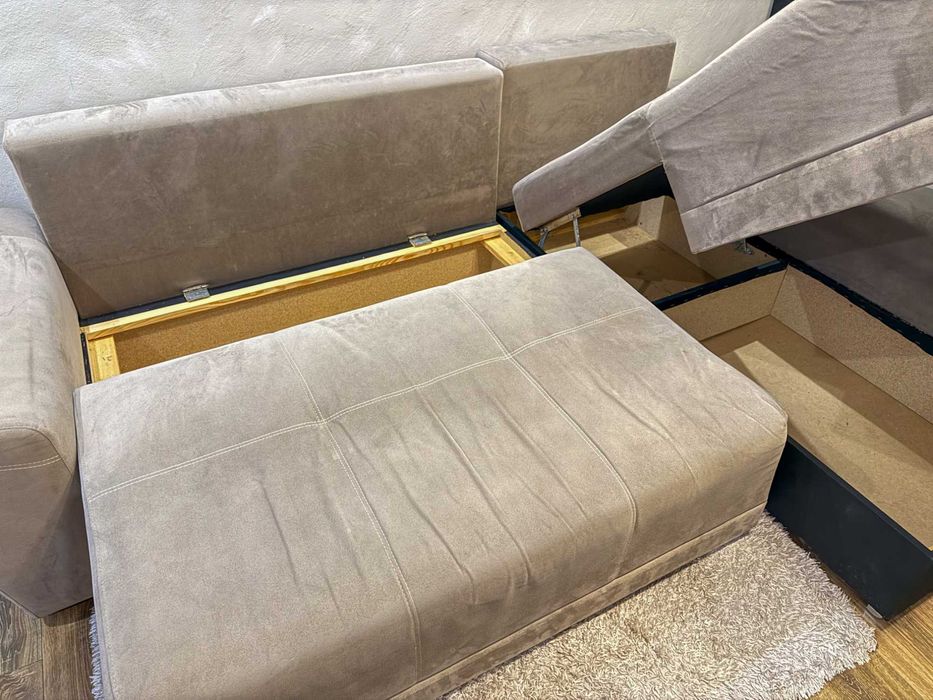 РАЗТЕГАТЕЛЕН ДИВАН РЪЧНО ИЗРАБОТЕН направен по поръчка от мебелист
