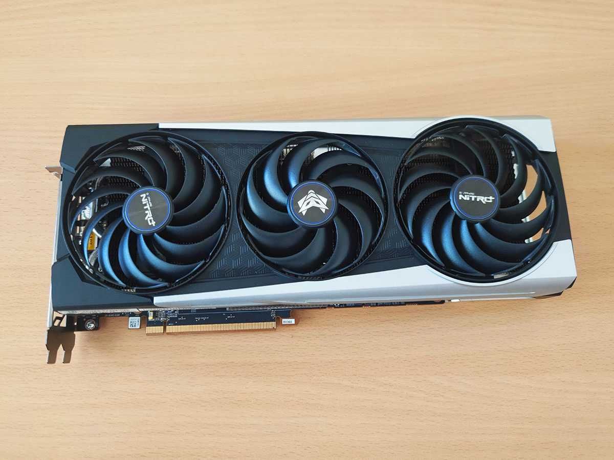 Видеокарта Sapphire 6700XT Nitro+ 12gb