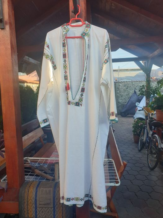 Cămăși Populare tradiționale românești.