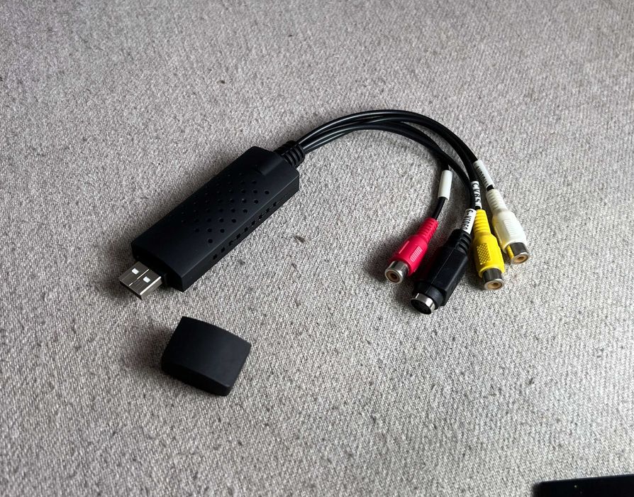 Adaptor USB Video Capture pentru VHS camera analog audio video PC