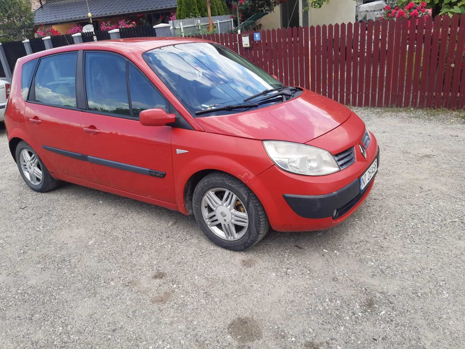 Vând Renault Scenic