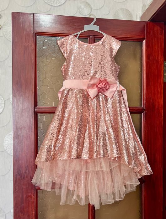 Продам детское платье