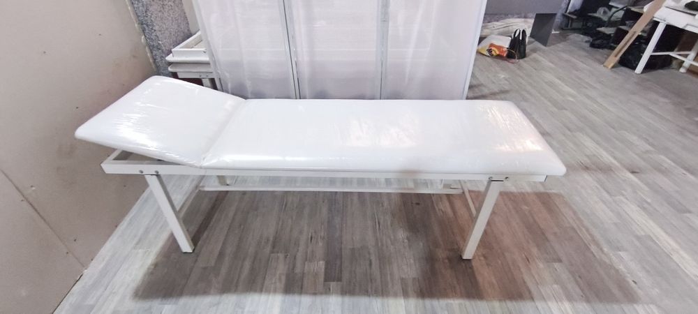 шкаф / tibbbiyot shkafi