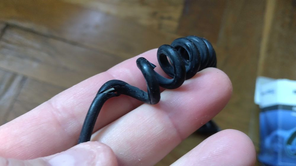 Incarcator handsfree difuzor NOKIA SAMSUNG PHILIPS noi si folosite