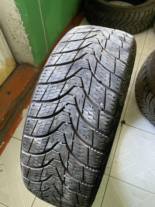 Шина Р16 почти новый