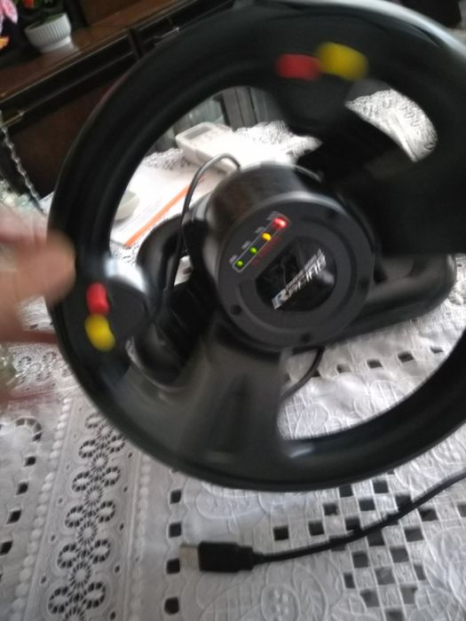 Волан.saitek R-440.forse feedbask