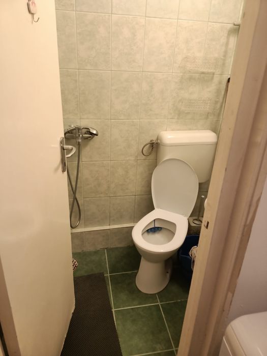 Inchiriez garsoniera