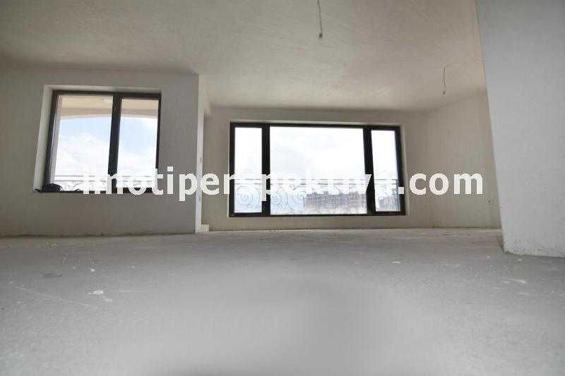 Продава се Тристаен апартамент в Пловдив, Христо Смирненски - 130 кв.м за 1193 €/кв.м - Снимка #5