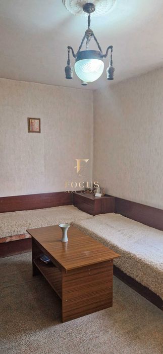 Продава се Тристаен апартамент в Пловдив, Център - 130 кв.м за 1981 €/кв.м - Снимка #3