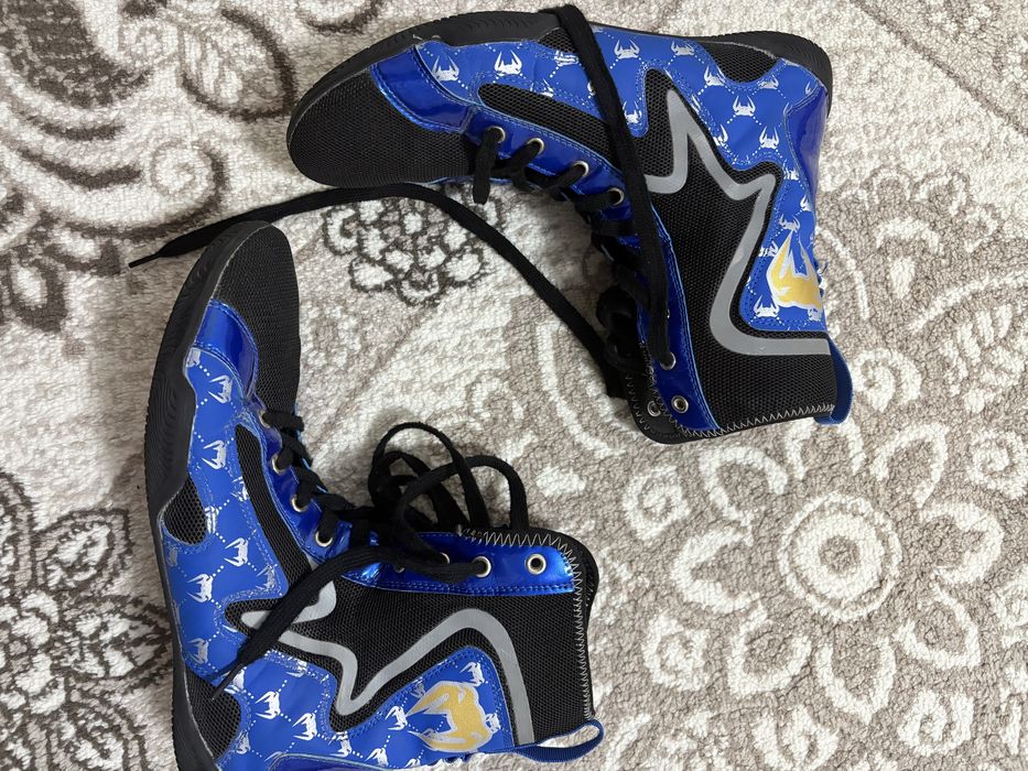 Боксерки venum новые