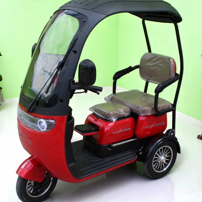 Електрическа Триколка с покрив  MaxMotors Apple X3 1800W - RED