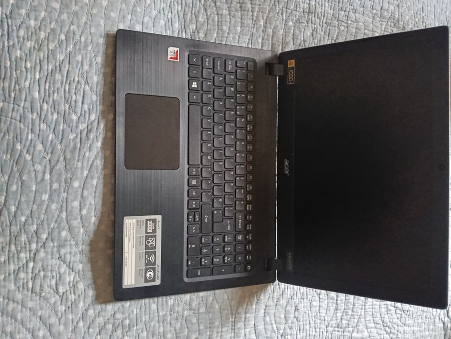 Laptop Acer in stare buna