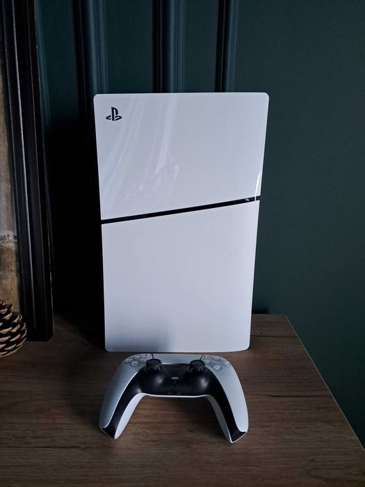 PS5 slim, garanție 4 ani +, predare personală jud Cluj