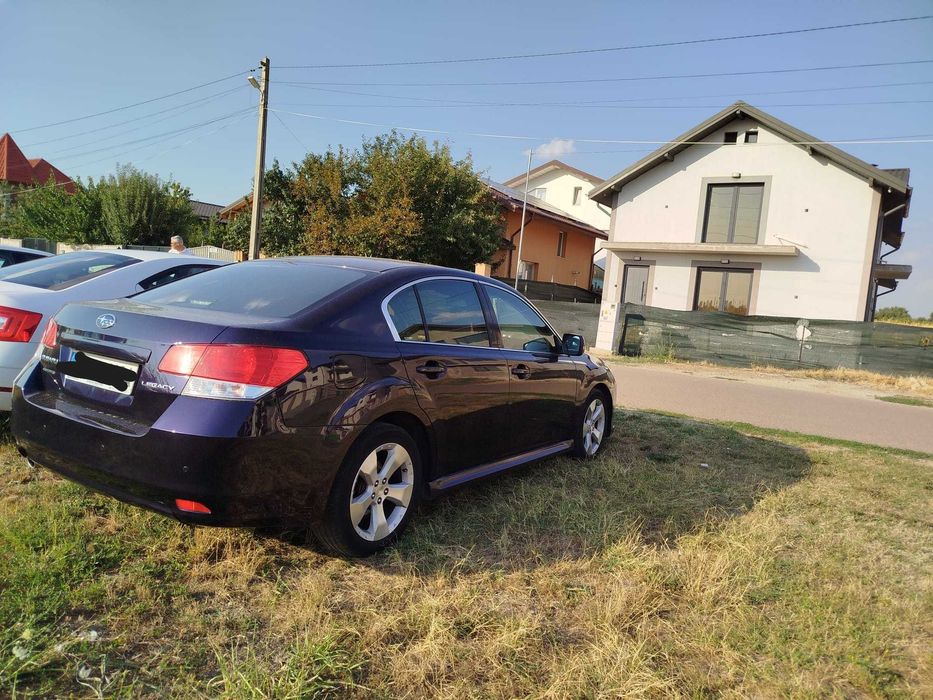 Subaru Legacy  2010
