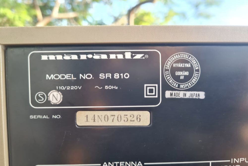 Amplituner Marantz SR810