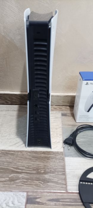 Playstation 5 pro, cfi-7021, 2Tb, два контролера