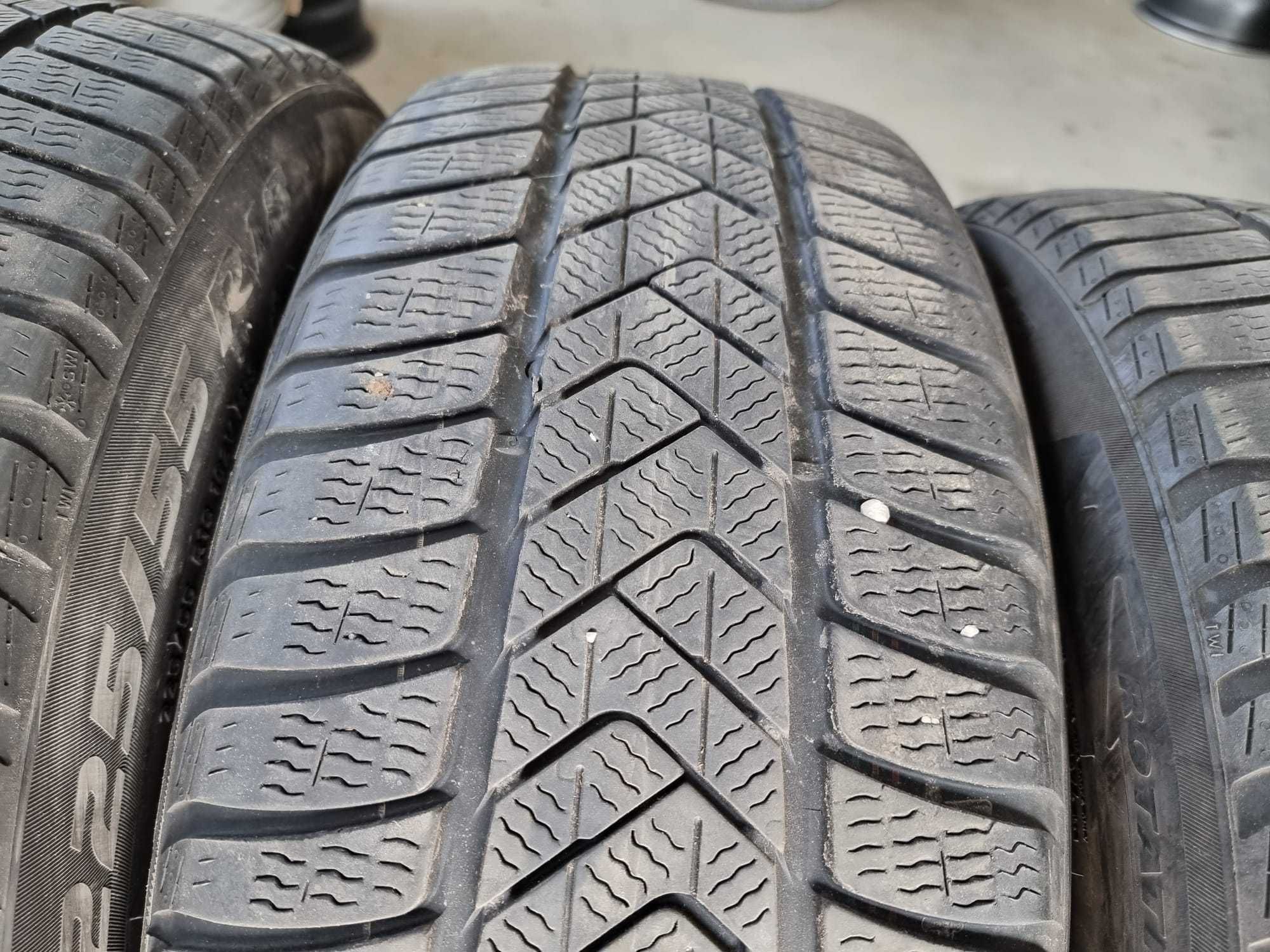 4 Anvelope de IARNA 225.55.18 'Pirelli' [dot 2022] ; stare buna