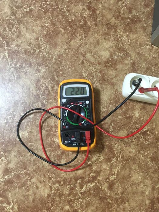 UPS Mercury Smart 1500 с аккумулятором 74 ампера выход 220 вольт