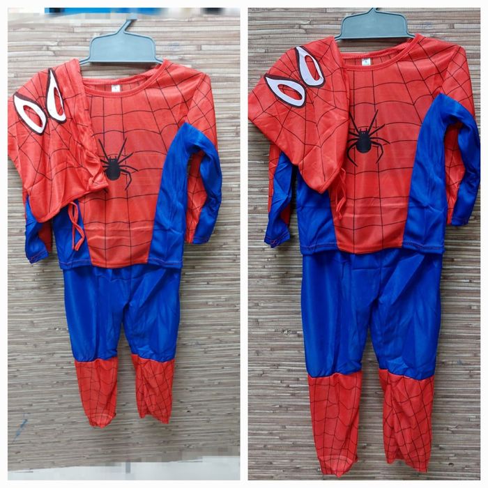 Costum spiderman 3 piese, 50  lei set. Noi. Super preț!