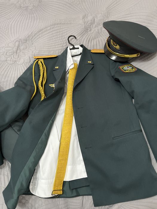 Парадная форма одевалась 1 раз