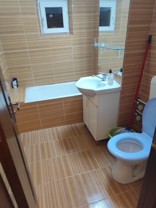 Aprtament de închiriat