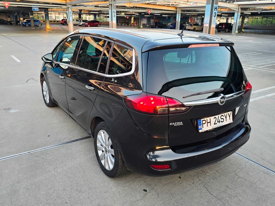 Vand Opel Zafira Tourer 2.0 CDTi Ecotec 2012 E5 M6