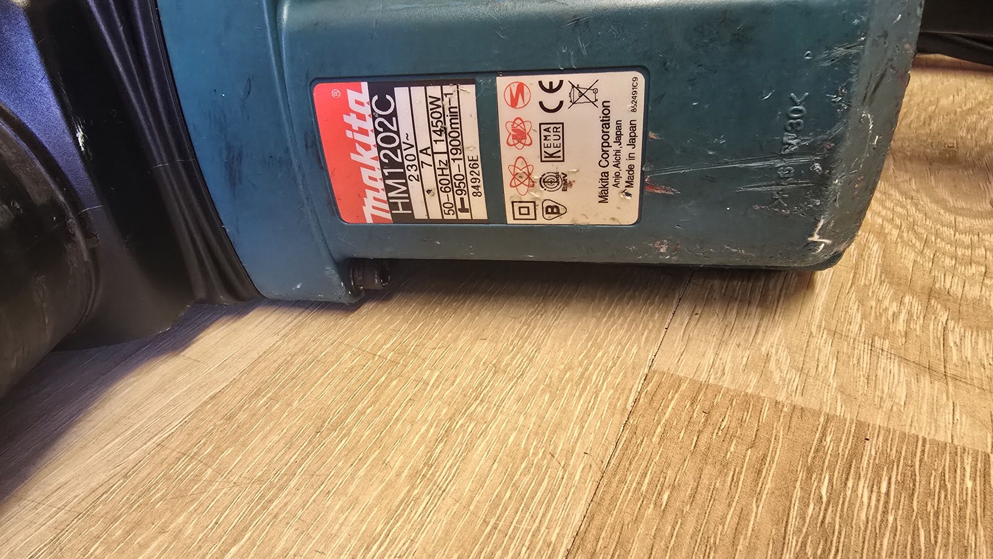 Picamar makita HM1202C
