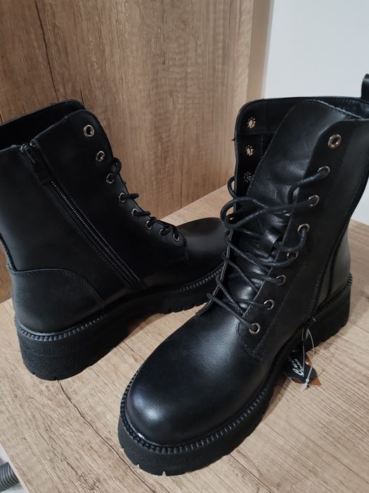 Vând ghete dama Nr.38